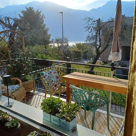 Oma Margareta Apartment Limone sul Garda Exterior foto