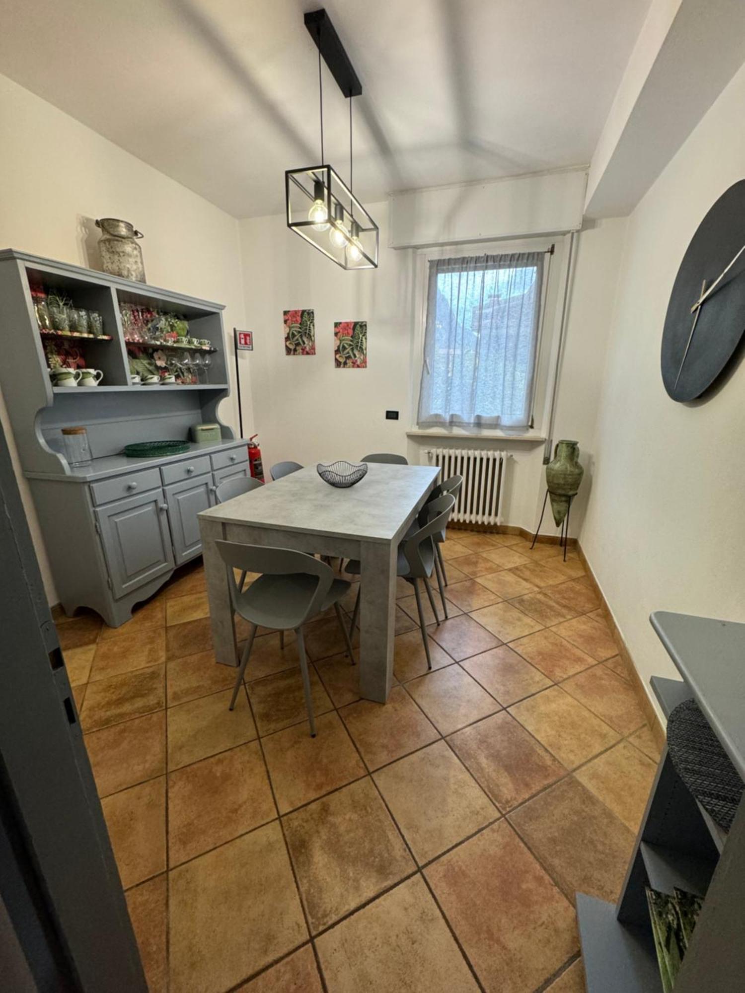 Oma Margareta Apartment Limone sul Garda Exterior foto