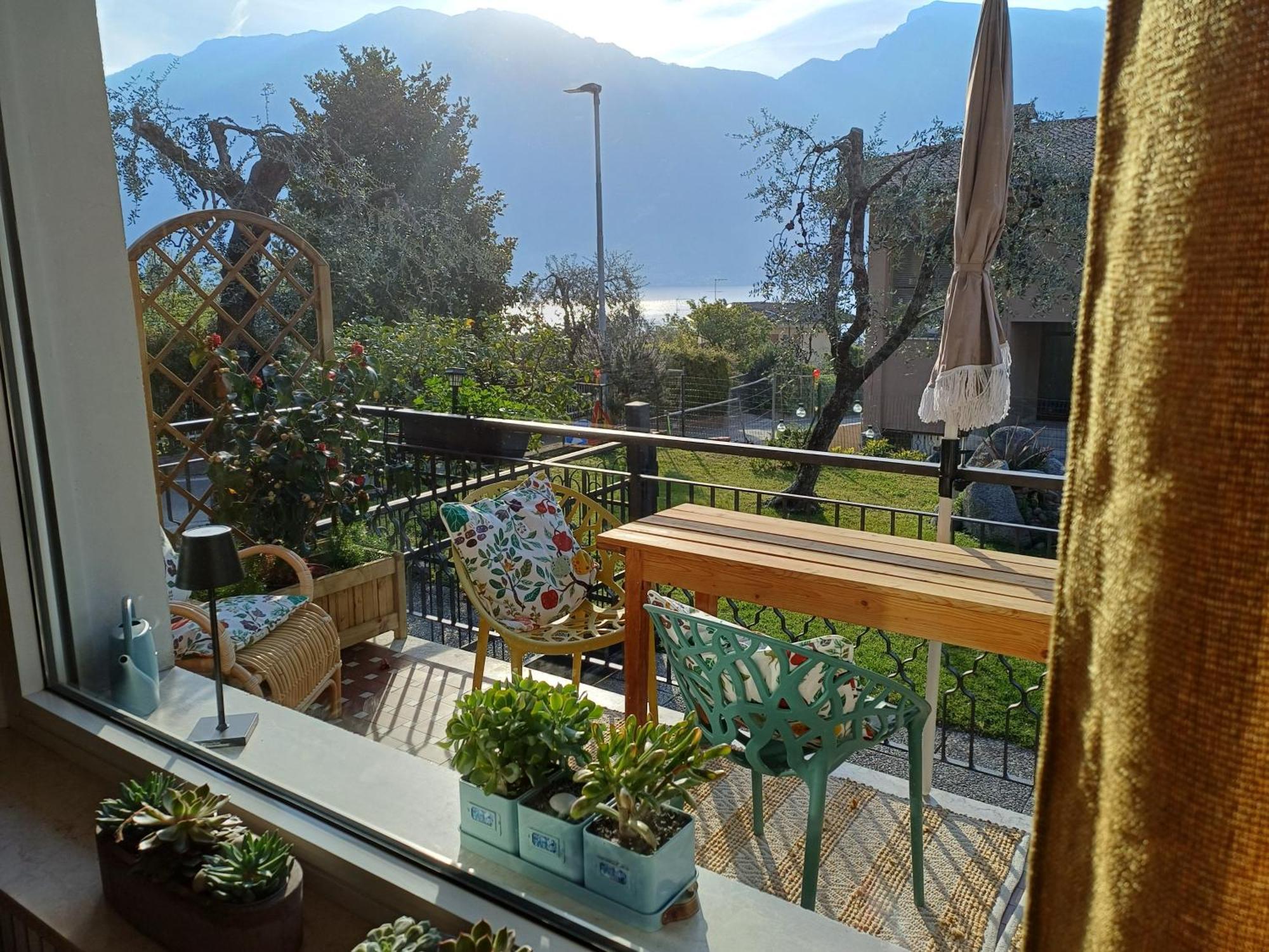 Oma Margareta Apartment Limone sul Garda Exterior foto